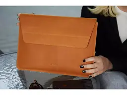 Чохол для ноутбука InCarne Line MacBook Pro 16 2019-2025 (вінтажний) коньяк (line-cognac-vintage-pro-16) - мініатюра 6