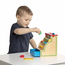 Розвиваюча іграшка Melissa&Doug Перший дерев'яний касовий аппарат (MD3378) - мініатюра 5