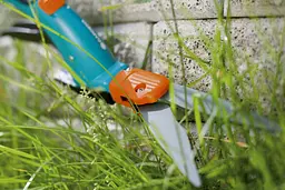 Ножиці для трави поворотні Gardena Classic 8731-20 - мініатюра 2