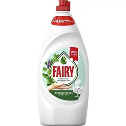 Засіб для миття посуду FAIRY 900мл Сенситив Чайне дерево та м'ята