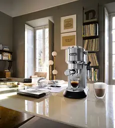 Кавоварка ріжкова Delonghi EC 685.M [55901] - мініатюра 4