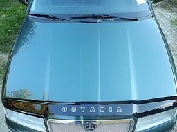 Дефлектор капоту мухобійка Skoda Octavia Tour 1998-2012 Євро Кріплення (Vip Tuning) - мініатюра 2