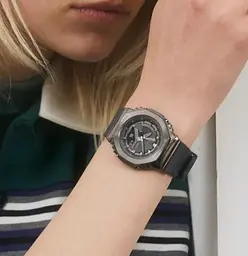 Годинник Casio GM-S2100B-8AER
