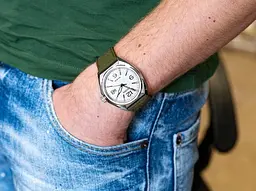 Годинник Citizen AW1571-09A