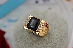 Печатка Xuping Jewelry квадратна чорна з двох сторін білі фіаніти р 19 золотиста - мініатюра 3