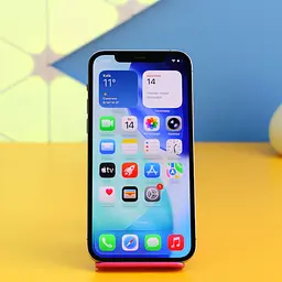 Смартфон Apple iPhone 12 Pro 128GB Gold (MGMM3) Б/В