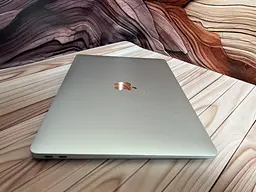 Ноутбук Apple MacBook Air 13" i5-8210Y/16/256 (FVFZ60M3LYWR) Б/в - мініатюра 6