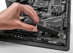 Накопичувач SSD внутрішній GOODRAM 4 TB IRDM PRO PCIe 4X4 M.2 2280 (IRP-SSDPR-P44A-4K0-80) - мініатюра 8