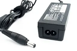 Блок живлення Toshiba 19V 1.58A 30W 5.5x2.5 2-hole PRC (PA3743U-1ACA) - мініатюра 2