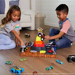 Станція Hot Wheels Неймовірна аварія Тренувальна арена (HNB96) - мініатюра 3