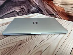 Ноутбук Apple MacBook Pro 13" 2020 i7-1068NG7/32/512 (C02FK1EQML87) Б/в - мініатюра 8