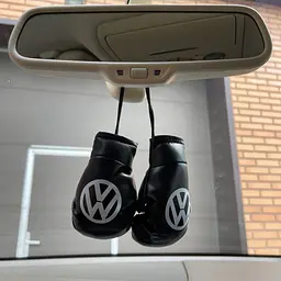 Підвіска боксерські рукавички Volkswagen Чорний - мініатюра 2