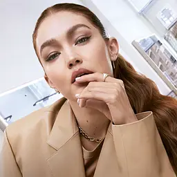 Моделювальний віск-стік для брів Maybelline New York Tattoo Brow коричневий тон 04, 1.1 г (B3412600) - мініатюра 7