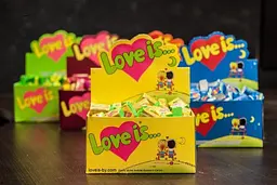 Жуйки Love is Кокос - Ананас оптом