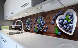 Кухонний фартух Чорниця вінілова наклейка для кухні ПВХ на дерев'яному тлі Ягоди Синій Happy Pocket Z181343 - мініатюра 6