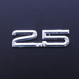 Емблема напис 2.5 скотч 85 x 25 мм