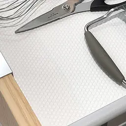 Антиковзний килимок для полиць і шухляд MBM HOME 120х50 см білий (DM-1200 WHITE)