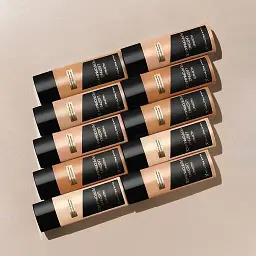 Тональна основа Max Factor Lasting Performance відтінок 105 (Soft Beige) 35 мл (8000008745764) - мініатюра 5