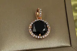Кулон Xuping Jewelry круглий чорний камінь в обідку 1.2 см золотистий