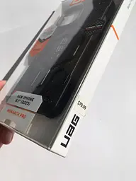 Чохол протиударний UAG Monarch Pro MagSafe для iPhone 15 (6.1") Carbon Fiber 1143401F4242 - мініатюра 5