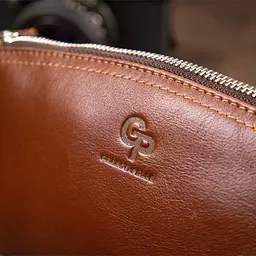 Жіноча косметичка із натуральної шкіри Grande Pelle 11510 коричневий - мініатюра 10