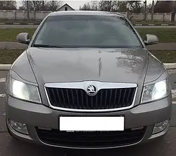 Вії фар Skoda Octavia A5 2010- Ресталінг Voron Glass - мініатюра 4