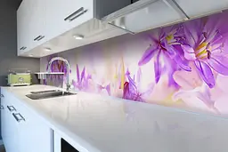 Кухонний фартух самоклеючий Фіолетові квіти вініловий для кухні наклейка ПВХ 65х250 см Happy Pocket Z180380