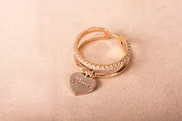 Каблучка з жовтого і білого золота з сердечком 18 K-0245