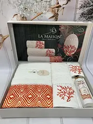 Подарунковий набір рушників з парфумами La Maison 30х50см+50х90см+70х140см pbe0047996