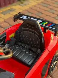 Дитячий електромобіль PRIMA CAR Cabrio 6V 5A (спойлер, пульт, LED-фари, звук, відкривні двері, педаль газу), Червоний - мініатюра 4