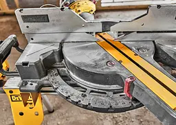Пила торцювальна акумуляторна DeWalt без АКБ та ЗП DCS781N - мініатюра 16