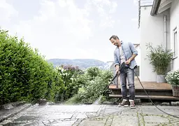 Мінімийка високого тиску Karcher K 4 Compact UM (1.679-400.0) - мініатюра 2
