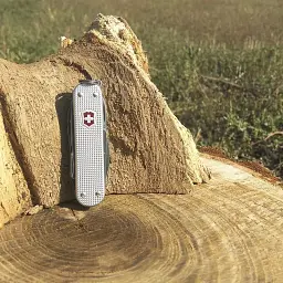 Ніж Victorinox Minichamp Alox Silver (0.6381.26) - мініатюра 4
