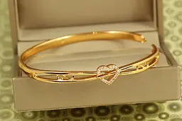 Браслет бенгл Xuping Jewelry Сяйво серця 60 мм на руку від 17 до 19 см золотистий