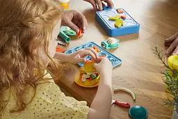 Ігровий набір з пластиліном Hasbro Play-Doh Маленький Шеф (F6904) - мініатюра 4