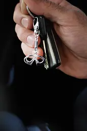 Срібний брелок Infiniti (Інфініті) (9015)