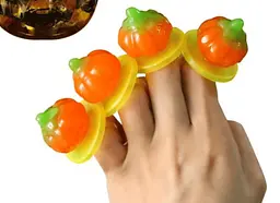 Набір льодяників Halloween Ring Candy Pumpkin Ring у формі гарбузового кільця 18шт, 180г - мініатюра 6
