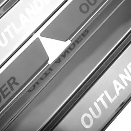 Накладки на пороги для Mitsubishi Outlander 2001-2007 Нержавіюча сталь із загином та Логотипом 4 шт (P-MI09) - мініатюра 3