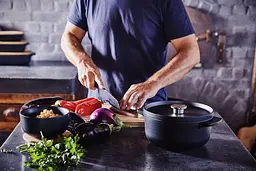 Каструля з кришкою KitchenAid Matte Oven-to-table CC004899-001 22 см 3.3 л чорна - мініатюра 4