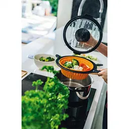 Друшляк з силіконом Fiskars Functional Form (1027304) - мініатюра 5