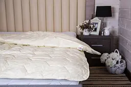 Ковдра Ecotton полуторна 140х205 см вовняна стьогана бязь бежевого кольору 20-1154 Papirus (23766) - мініатюра 2