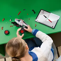 Конструктор LEGO Technic Monster Jam ThunderROARus з інерційним двигуном, 232 деталі (42200) - мініатюра 6
