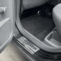 Накладки на пороги для Ford Focus II 2004-2010 Нержавіюча сталь із загином та Логотипом 4 шт (Premium P-FO11) - мініатюра 3