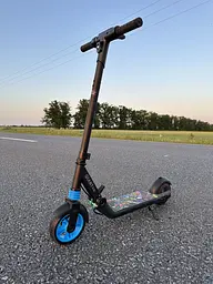 Дитячий електросамокат GIANT Kids E10 PRO 4.4Ah чорний + Bluetooth колонка - мініатюра 10