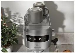 Кавоварка еспресо E6EC1-6ST Electrolux teh0022779 - мініатюра 6