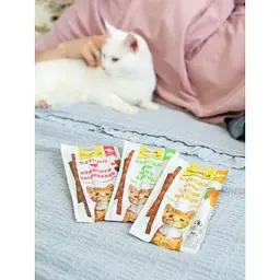 Ласощі GimCat М'ясні палички для котів з лососем та манго, 3 шт. по 5 г - мініатюра 6