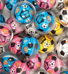 Жувальні цукерки Halloween 3D Football Gummy Candy with Jam - мініатюра 4