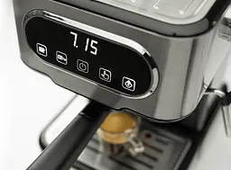 Кавоварка еспресо Hisense HESCM15DBK - мініатюра 6