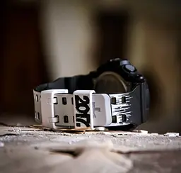 Чоловічий годинник Casio G-Shock Classic GA-700EH-1AER - мініатюра 2