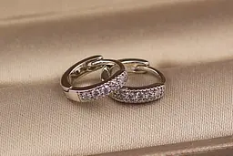 Сережки Xuping Jewelry дитячі доріжки з камінців 10 мм сріблясті